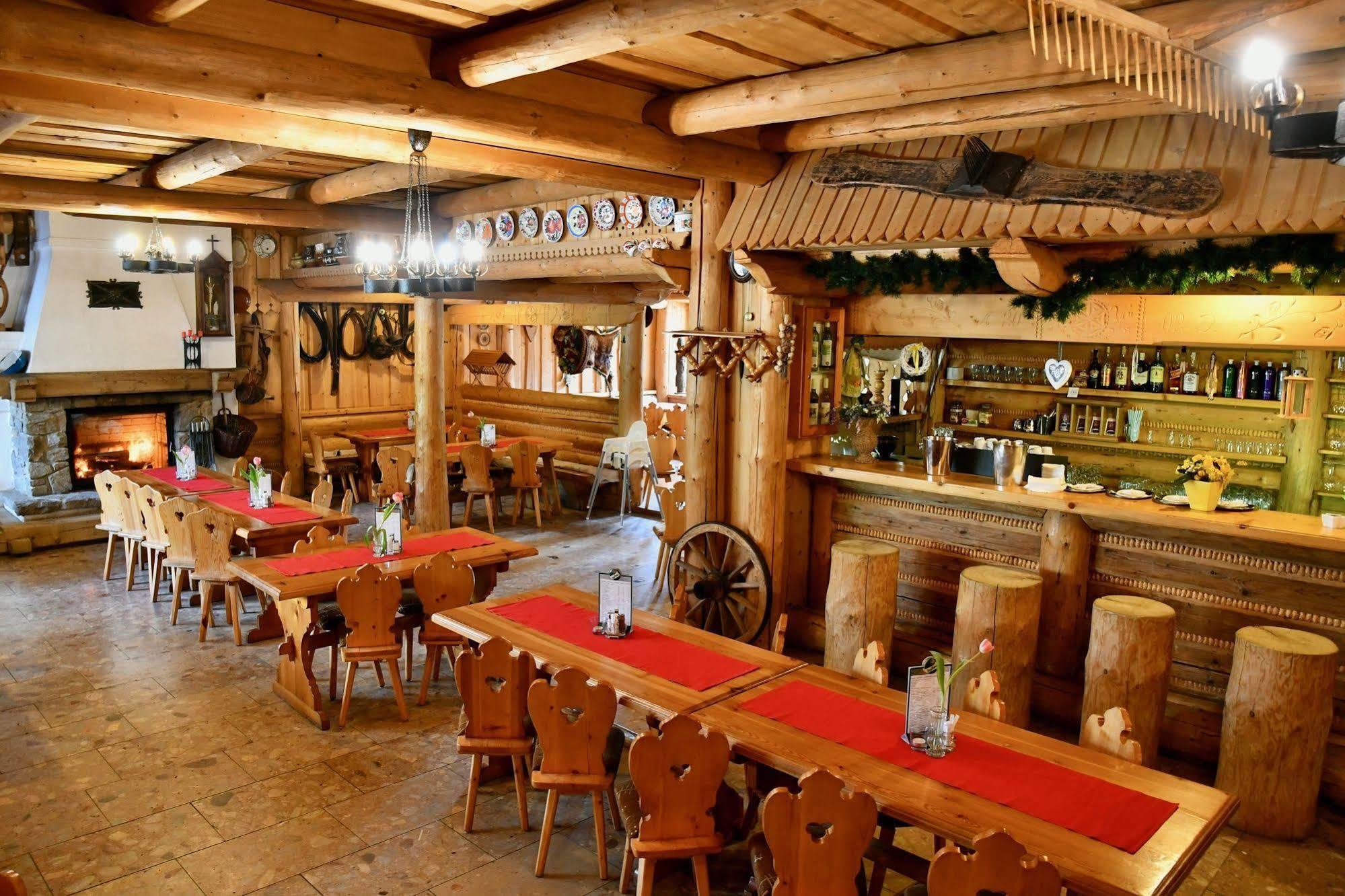 Sova Hotel&Restaurant Zdiar Exterior photo